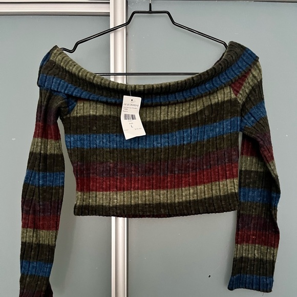 Mid-sleeve crop top - Picture 1 of 2